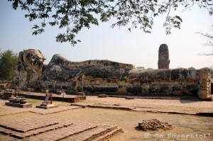 Reclining Buddha at Wat Lokayasutharam - Ayutthaya