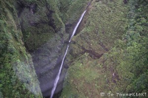 Blue Hawaiian Oahu Helicopter Tour - Sacred Falls